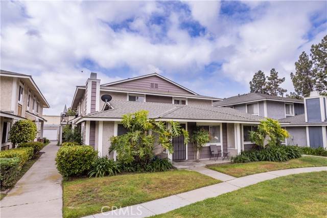 Moorpark, CA 93021,510 Spring Road #117