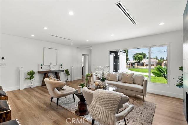 Lake Balboa, CA 91406,7307 Forbes Avenue