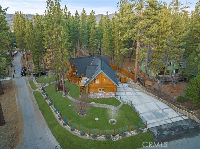 Big Bear Lake, CA 92315,39900 Forest Road