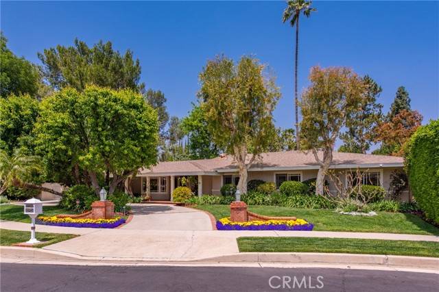 Northridge, CA 91324,19043 Citronia Street