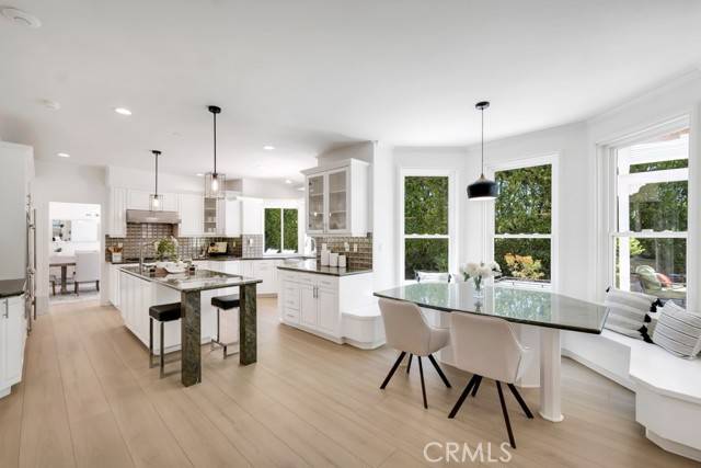 Topanga, CA 90290,21141 Brunnell Court