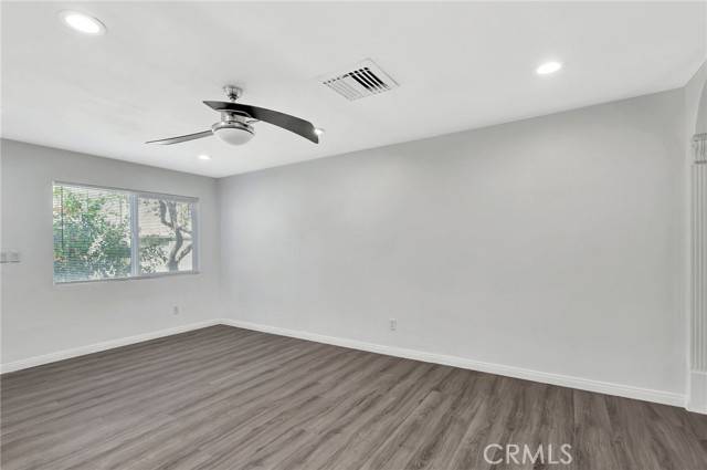Northridge, CA 91325,17053 Roscoe Boulevard #3