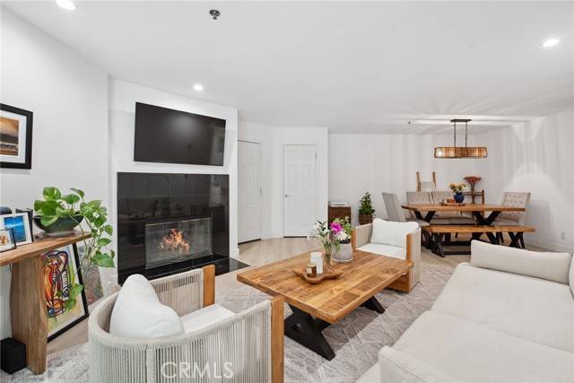 Oak Park, CA 91377,5744 Oak Bend Lane #212