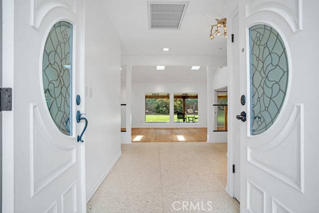 Northridge, CA 91325,10208 Oak Park Avenue