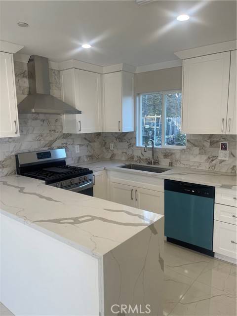 Porter Ranch, CA 91326,18706 Brasilia Drive