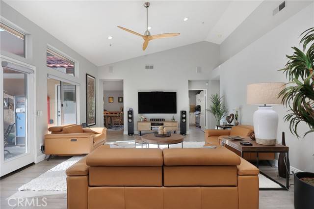 West Hills, CA 91304,24632 Stagg Street
