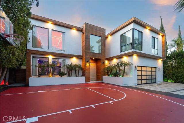 Encino, CA 91316,4841 Alonzo Avenue