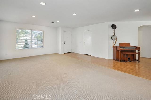 Saugus, CA 91390,28652 Deer Springs Drive