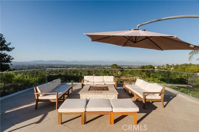 Tarzana, CA 91356,4935 Calvin Avenue