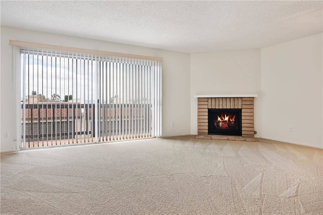 Granada Hills, CA 91344,15555 Crestview Lane #94