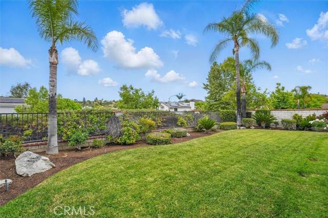 Saugus, CA 91390,28613 Apricot Place