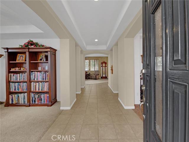 Saugus, CA 91350,20361 Julia Lane
