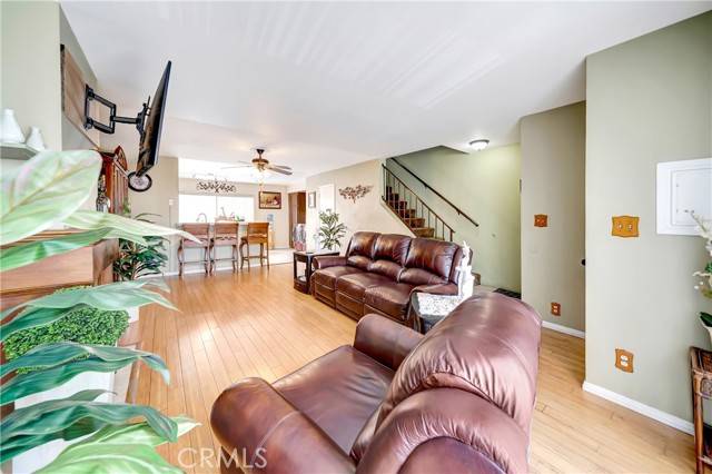 Canoga Park, CA 91303,7226 Jordan Avenue #6