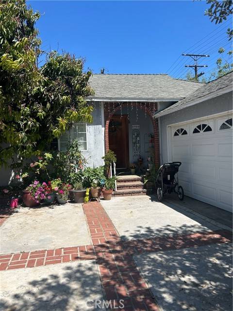 Northridge, CA 91324,8900 Geyser Avenue