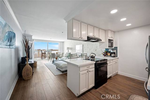 Redondo Beach, CA 90277,615 Esplanade #509