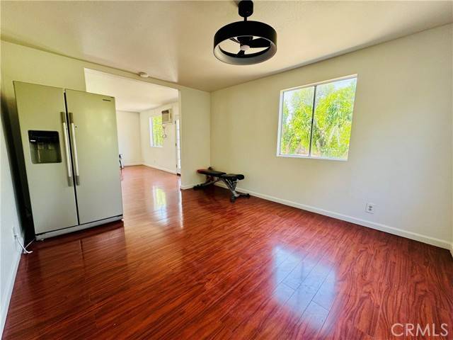 Reseda, CA 91335,7019 Chimineas Avenue