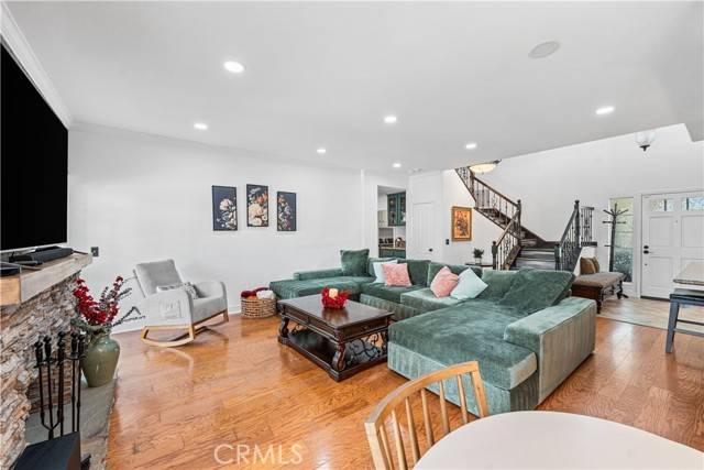 Saugus, CA 91350,28314 Easton Lane