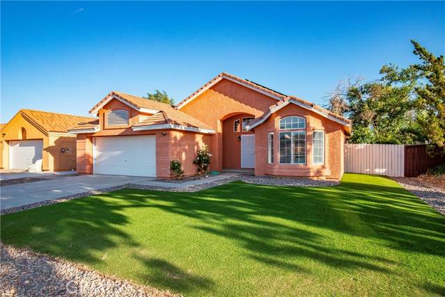 Rosamond, CA 93560,1016 Royal Palm Drive