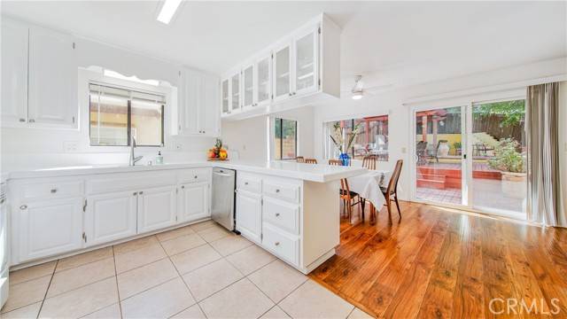 Sunland, CA 91040,7948 Glenties Way