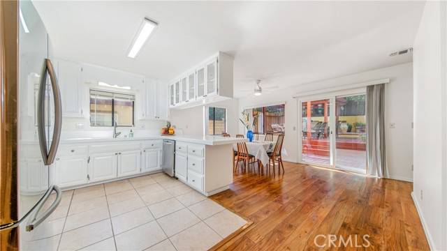 Sunland, CA 91040,7948 Glenties Way