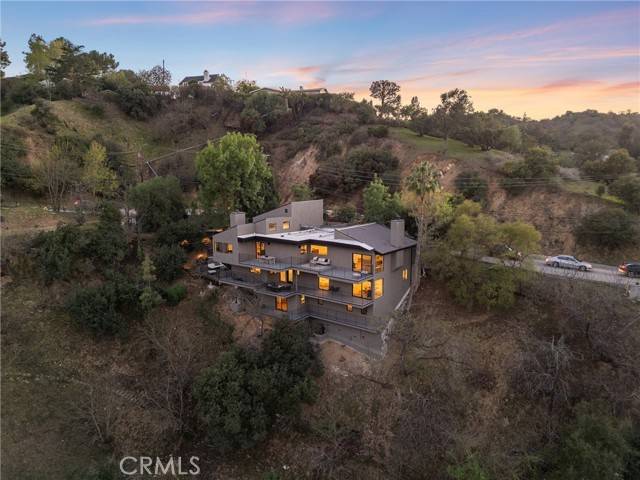 Studio City, CA 91604,3250 Coldwater Canyon Avenue