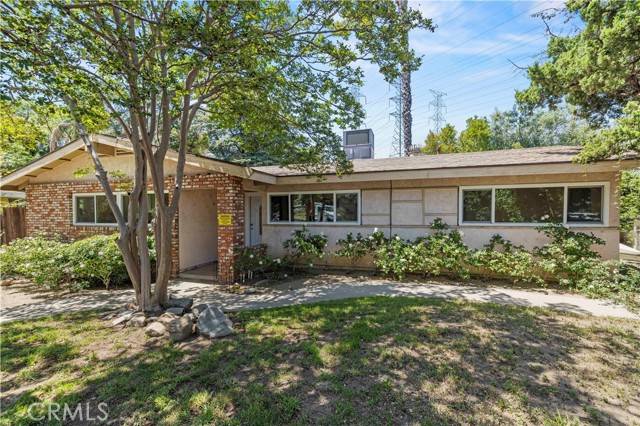 Granada Hills, CA 91344,11329 Mclennan Avenue