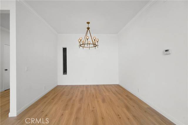 Sherman Oaks, CA 91403,14844 Dickens Street #306