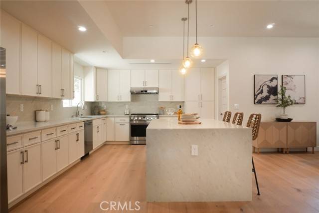 Northridge, CA 91325,17063 Knapp Street