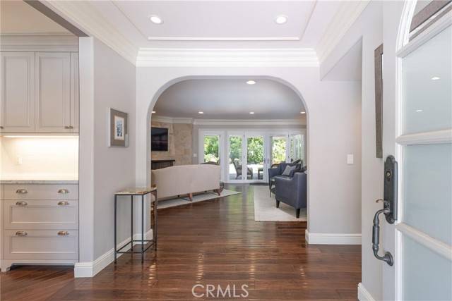 Encino, CA 91436,16945 Cotter Place