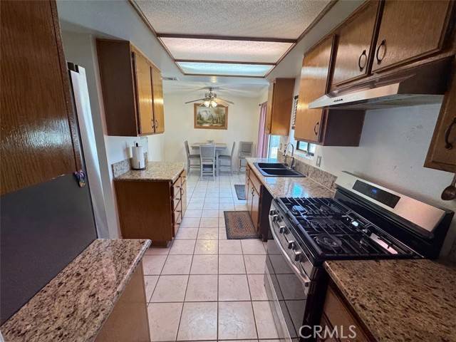Sylmar, CA 91342,13278 Parkland Circle