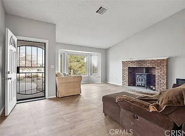 Pearblossom, CA 93553,13510 E Avenue W11