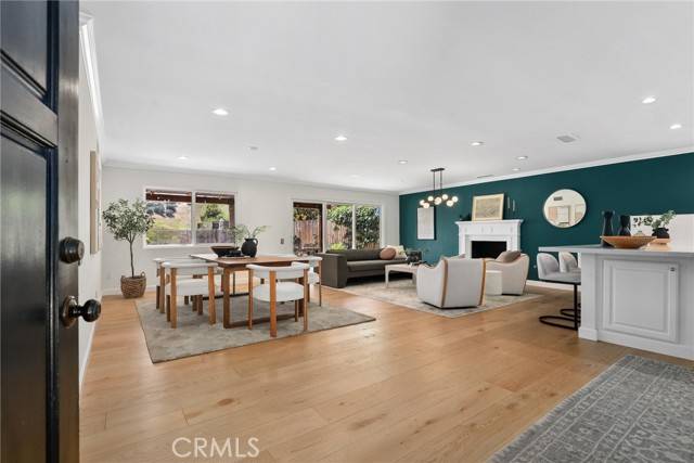 Calabasas, CA 91302,5839 Parkmor Road