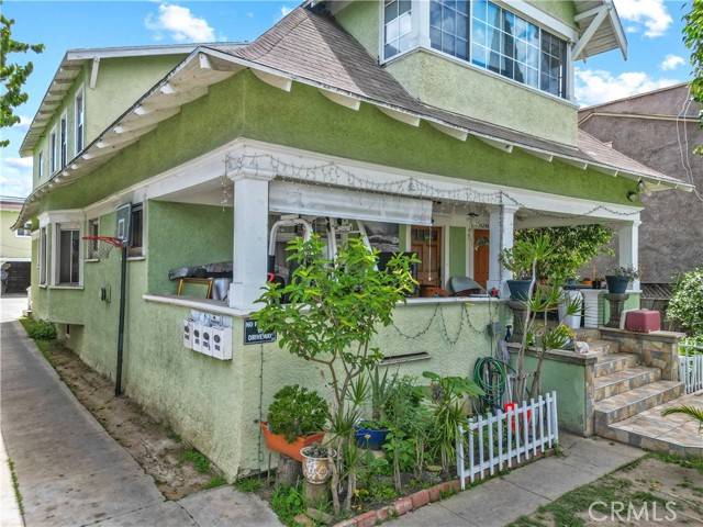 Los Angeles, CA 90019,1522 2nd Avenue
