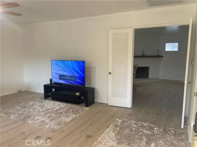 West Hills, CA 91307,24154 Vanowen Street
