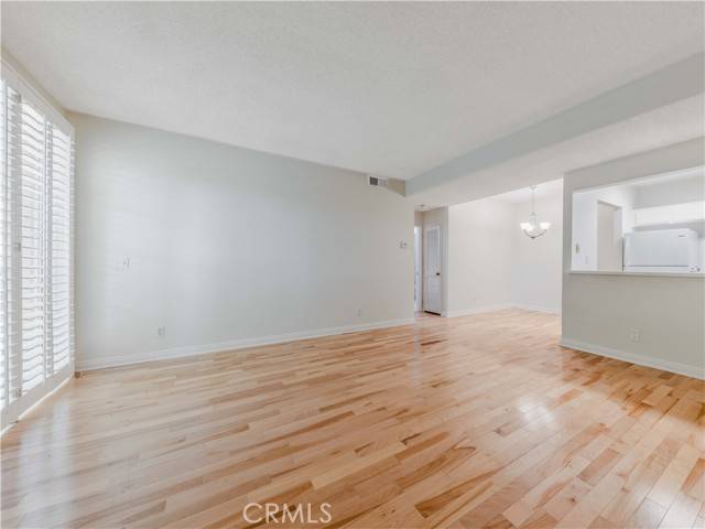Valencia, CA 91355,23947 Del Monte Drive #5