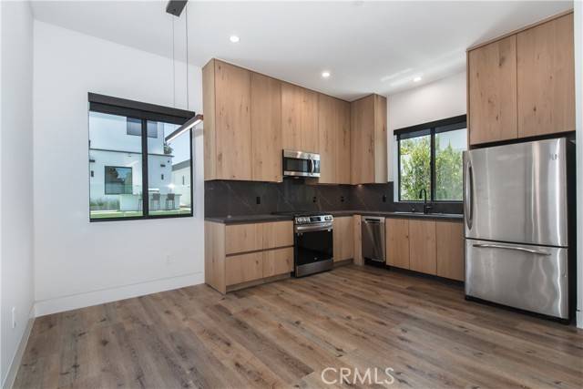 Valley Village, CA 91607,5107 Bluebell Avenue