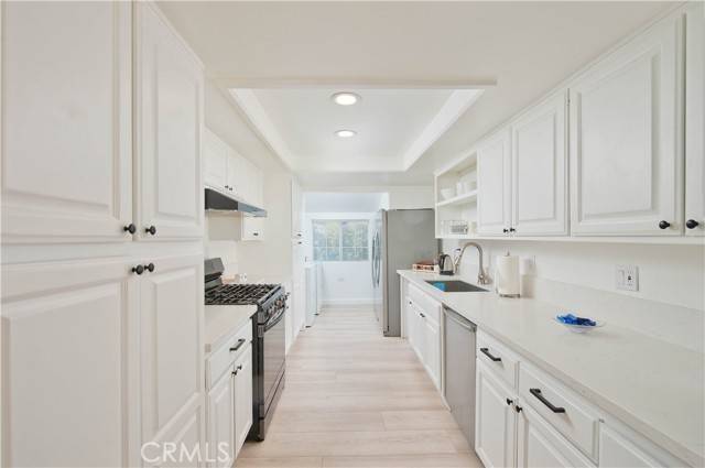 Sherman Oaks, CA 91401,5348 Allott Avenue