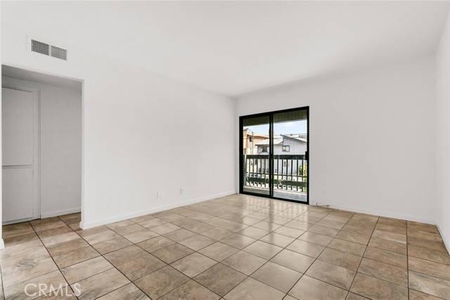 Panorama City, CA 91402,8801 Willis Avenue #6