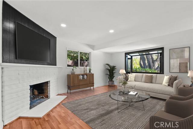 Woodland Hills, CA 91367,6172 Dalecrest Avenue