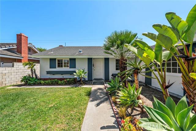 Huntington Beach, CA 92649,5852 Raphael Drive
