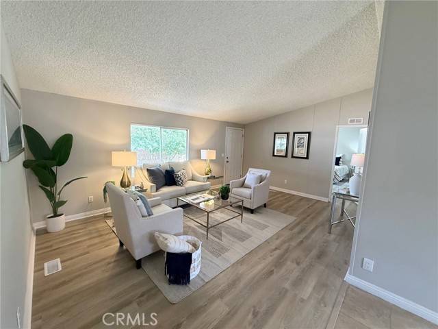 Eastvale, CA 91752,5800 Hamner #471
