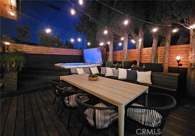 Encino, CA 91316,5808 Ostrom Avenue