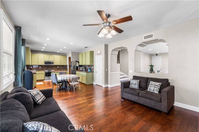 Palmdale, CA 93551,2811 Bouquet Lane