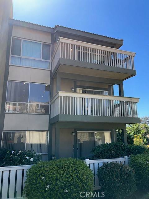 Thousand Oaks, CA 91360,290 Sequoia Court #25