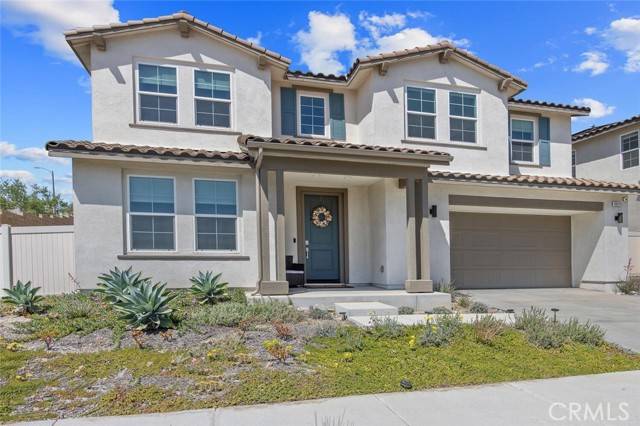 Saugus, CA 91350,18171 Hedgerow Way