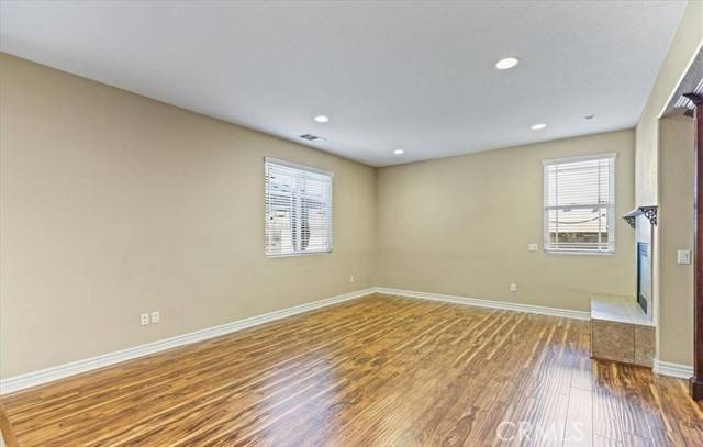 Saugus, CA 91350,28229 Shirley Lane