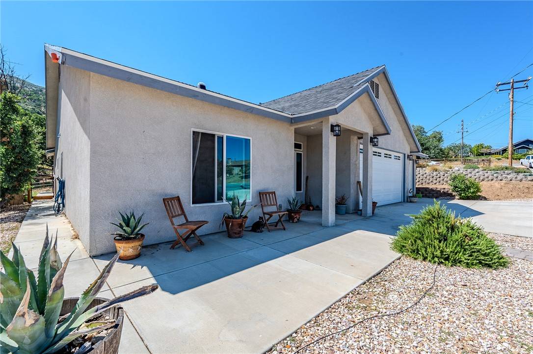 Tehachapi, CA 93561,21604 Adam Drive