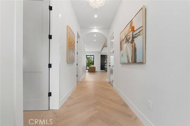 Sherman Oaks, CA 91403,4634 Vesper Avenue