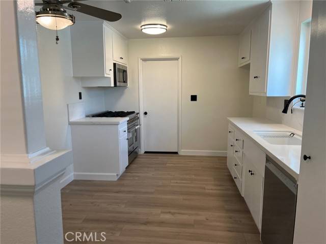 Simi Valley, CA 93065,1855 Kearney Avenue