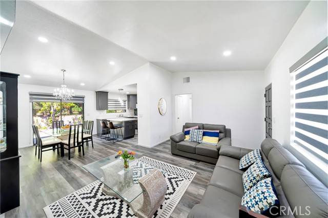 North Hollywood, CA 91605,7035 Jon Allan Drive